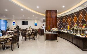 savoy suites apartments (ex. savoy residence)