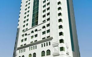 howard johnson by wyndham abu dhabi downtown 3*