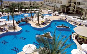 hilton sharks bay 4*