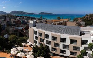 the andaman beach hotel phuket (ex. hyatt place phuket patong) 4*