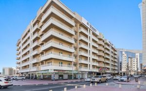 al khoory hotel apartments al barsha 3*