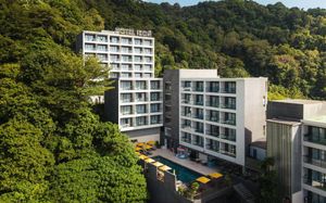 hotel ikon phuket 4*