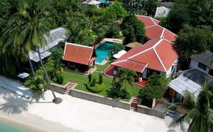 miskawaan luxury beachfront villa